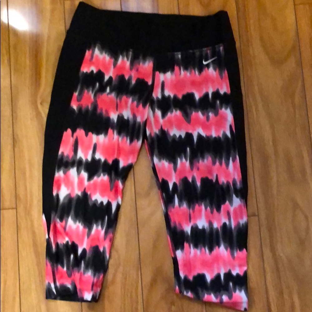 Nike crop pant